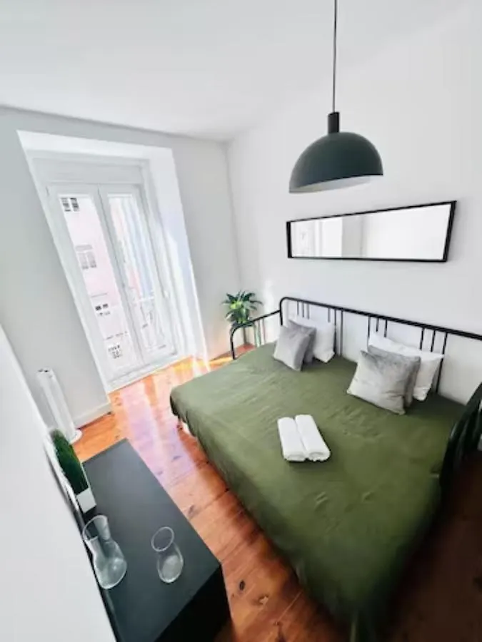 Lägenhet Lisbon Large City Flat Up 8Pp